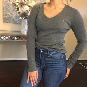 🍃Tommy Hilfiger Gray LS Tee Sz M